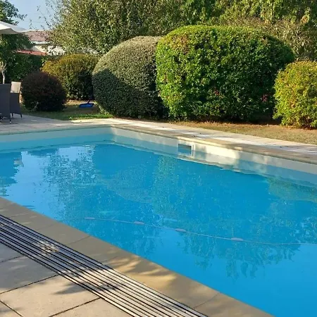 Family With Pool In Clion, France * Clion (Charente-Maritime)