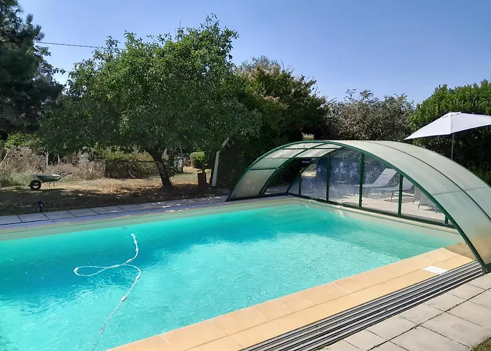 Family With Pool In Clion, France 別荘 Clion